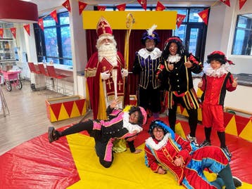 Sinterklaas & Pieten op bezoek – Volop Pietenpret!, Clowns of Entertainers