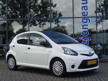 Toyota Aygo 1.0 12V Vvt-i 5D Airco Zwart dak Zuinig NL auto, Stof, Wit, Origineel Nederlands, Handgeschakeld