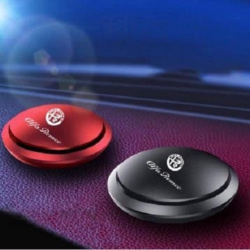 Alfa Romeo luchtverfrisser zwart, leuk cadeau voor de Alfa