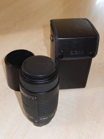 Sigma DL SAF zoom 4-6,6 / 75-300mm Cameralens, Audio, Tv en Foto, Nieuw
