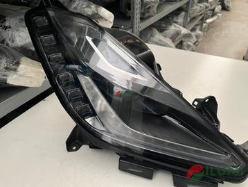 CHEVROLET CORVETTE C7 XENON+LED KOPLAMP RECHTS 23425437, Auto-onderdelen, Verzenden, Gebruikt, Chevrolet