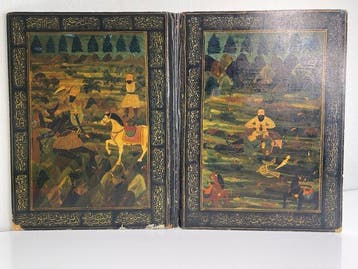 Qajar-lakwerk boekomslag met figuurlijke miniatuurscènes en