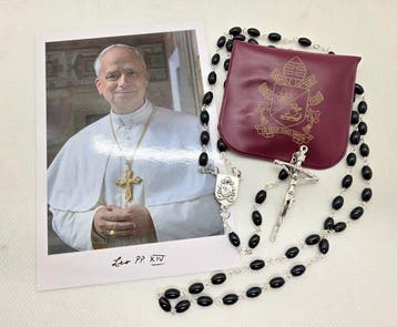 Rozenkrans - Paus Leo XIV - Onvindbaar - Persoonlijk