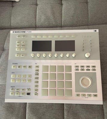 Native Instruments - Maschine Studio USB/midi-bedieningsvlak, Nieuw