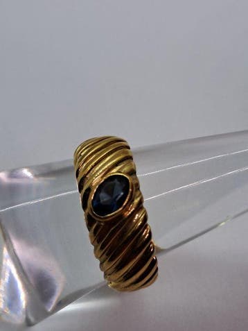 Ring - 18 karaat Geel goud Saffier, Nieuw