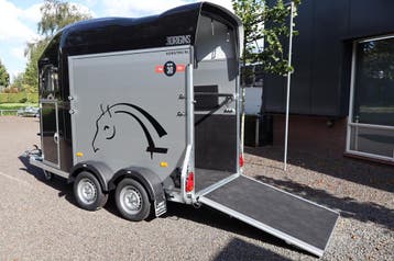 Cheval Liberte Gold One Origins 1,5 paards paardentrailer, Dieren en Toebehoren, Paarden en Pony's | Trailers en Aanhangwagens