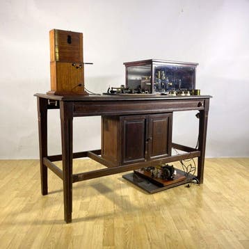 G. BoulitteElektrocardiograaf met touwgalvanometer - Hout,