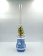 KOSMOS - Petroleumlamp - Porselein, Messing, Antiek en Kunst