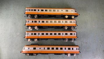 Lima H0 - Modeltrein locomotief (4) - 4-delig treinstel SNCF, Nieuw