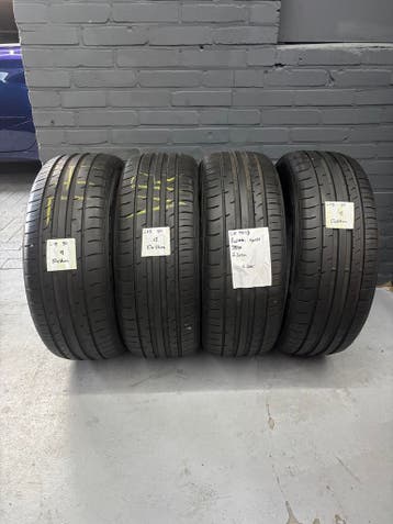 215/50/18 FALKEN AZENIS 7,3MM 4 STUKS €300,- (3820), Ophalen, 18 inch, Band(en), Personenwagen
