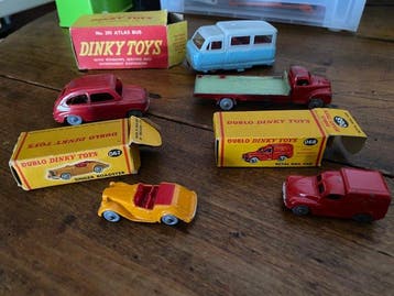 Dinky Toys 1:43 - Modelauto (5) - Bedford-Fiat-Atlas, Nieuw