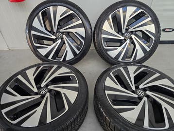 VW ID4 ID5 ID6 Audi Q4 Enyaq 21 inch NIEUWE winterbanden, Banden en Velgen, Nieuw, 235 mm, Personenwagen
