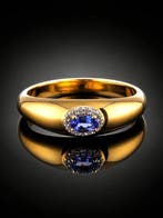 Tanzaniet Gouden Ring – Ovaal Gesneden Steen – Sterling