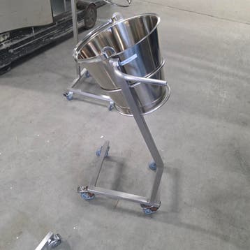 3x  RVS metalen verrijdbare  standaard + 2x  emmer voor MEDI, Ophalen of Verzenden, Nieuw