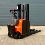 Toyota SWE200D/215cm HH/palletwagen en stapelaar (meerijder), 1000 tot 2000 kg, Elektrisch, Stapelaar, Toyota BT