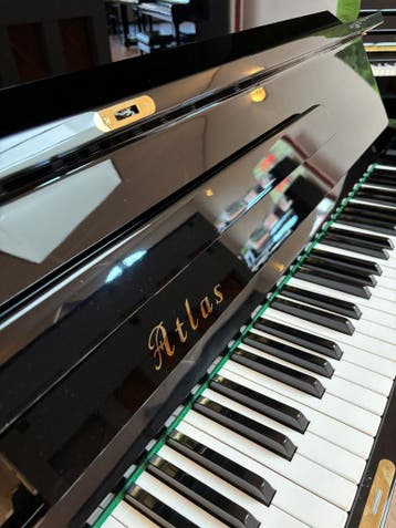 Atlas A-11 K piano - Prachtige piano, Verzenden, Zwart, Zo goed als nieuw, Piano