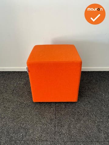 Rohde & Grahl - Poef - met wielen - 47.5x45x45cm - Oranje, Vergader- of Presentatieruimte, Ophalen of Verzenden, Gebruikt, Stoel