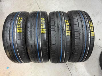 225/60/18 104V Continental 5.5/4.2mm Zomerbanden, Auto-onderdelen, Banden en Velgen, 18 inch, Gebruikt, Band(en), Personenwagen