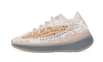 Yeezy Boost 380 Pepper (Reflective), Nieuw
