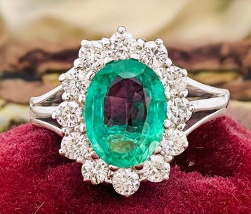 Ring - 18 karaat Witgoud Smaragd - Diamant, Nieuw