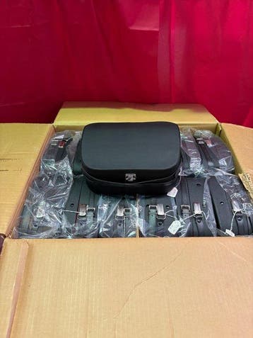 Cosina 12 nieuwe Cosina cameratassen – Made in Japan – New, Nieuw