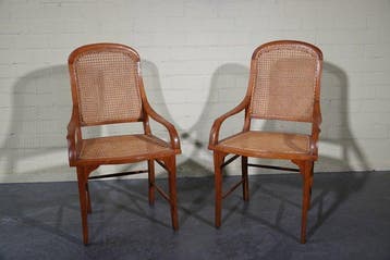 Fauteuil - Hout - Twee fauteuils met houten frame en geweven, Antiek en Kunst