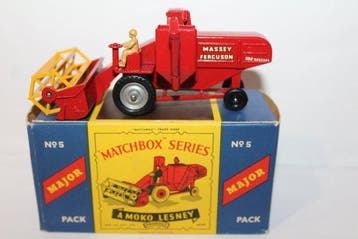 Matchbox 1:43 - Model landbouwmachine - Moko Lesney Massey, Nieuw