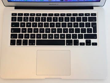 Apple Macbook Air A1466 -13 inch - i5, Computers en Software, Apple Macbooks, 256 GB, 2 tot 3 Ghz, Qwerty, 8 GB