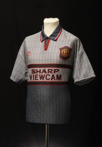 Manchester United - Engelse voetbalcompetitie - 1995 -, Nieuw