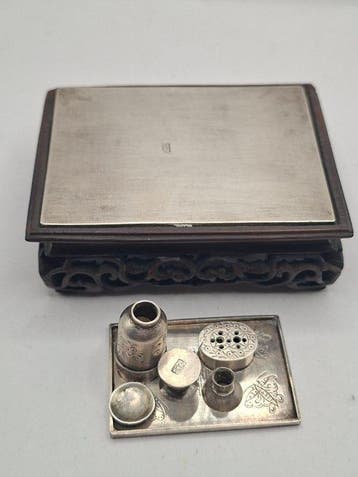 Miniatuur secretaresse-set - Zilver, Hout (Thuya) - China -