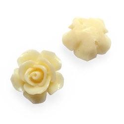 4 x resin roosjes 15mm ivoor  rijggat 1mm (Resin kralen), Ophalen of Verzenden, Nieuw, Kraal