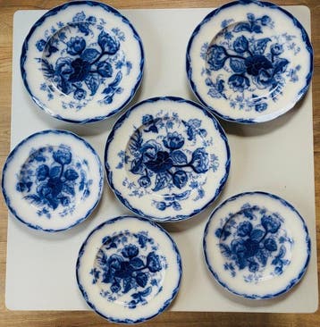 Wedgwood - Eetservies - Aardewerk - 6 borden model