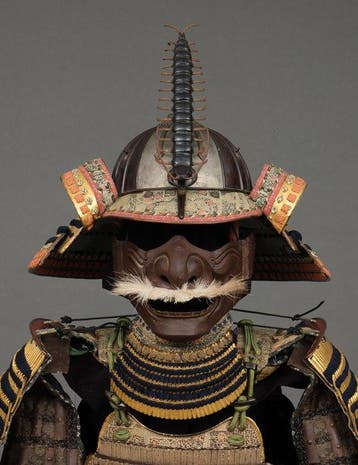 IJzeren pantser; met een 18-plaat suji’bachi kabuto en een, Antiek en Kunst