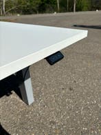 Refurbished Duo Bureau Herman Miller - Zit Sta Bureau, Huis en Inrichting, Bureaus, Verzenden, In hoogte verstelbaar, Zo goed als nieuw
