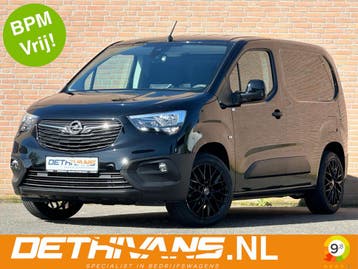 Opel Combo 1.5D 102PK / 3-Persoons / Carplay /Camera, Stof, Gebruikt, Zwart, Grijs