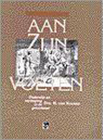 AAN ZIJN VOETEN - R. van Kooten 9789050303002, Boeken, Godsdienst en Theologie, Verzenden, Gelezen, R. van Kooten