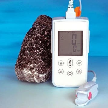 RESQ meter vingerpulsoximeter, saturatiemeter, oximeter, Diversen, Verpleegmiddelen, Verzenden, Nieuw