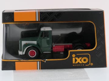 Schaal 1:43 IXO Models NEW OLD STOCK TR014 Scania 110 #9818, Ophalen of Verzenden, Nieuw