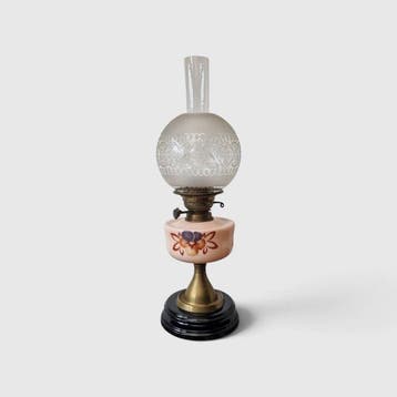 Veritas Lamp Works - Olielamp - Melkglas en gegrafeerd glas