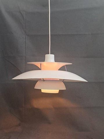 Louis Poulsen - Poul Henningsen - Plafondlamp - PH5 - Staal