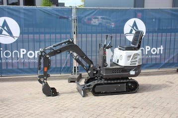 Veiling: Minigraver Nuoman EX600 Benzine 9pk 2026 Nieuw, Ophalen, Graafmachine