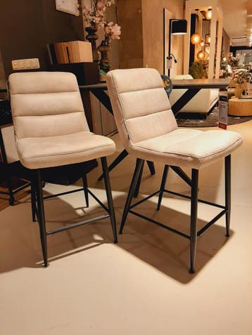Miles barstoelen (set van 2) **SHOWROOMMODEL**, Nieuw