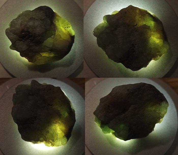 Tsavoriet Kristal - Hoogte: 31.51 mm - Breedte: 25.03 mm-, Verzamelen, Mineralen en Fossielen