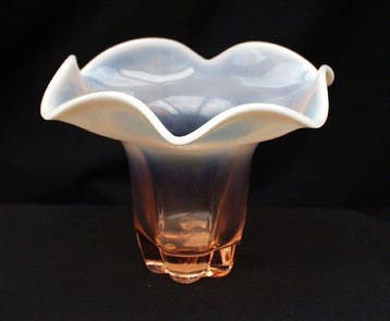 Duncan & Miller - Vaas - Vaselineglas, Antiek en Kunst