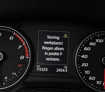 B116229 Storing Wagen alleen in positie P verlaten