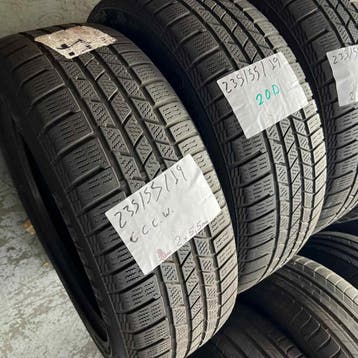 2 x Continental 235-55-19 Winterbanden 5,5mm, 19 inch, Gebruikt, 235 mm, Band(en)