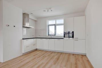 Te huur: Huis Ridderzwam in Apeldoorn, Gelderland, Apeldoorn