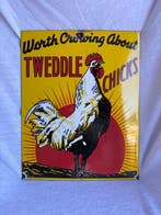 Tweddle Chicks emaille reclamebord – “Worth Crowing About” –