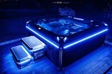 Wellis spa kopen? Topkwaliteit jacuzzi - bezoek de showroom, Tuin en Terras, Bubbelbaden en Hottubs, Ophalen of Verzenden, Nieuw