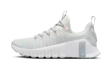 Nike Free Metcon 6 Photon Dust Light Smoke Grey Summit White, Nieuw